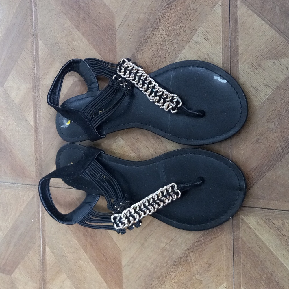 Madden Girl Taffeta sandals